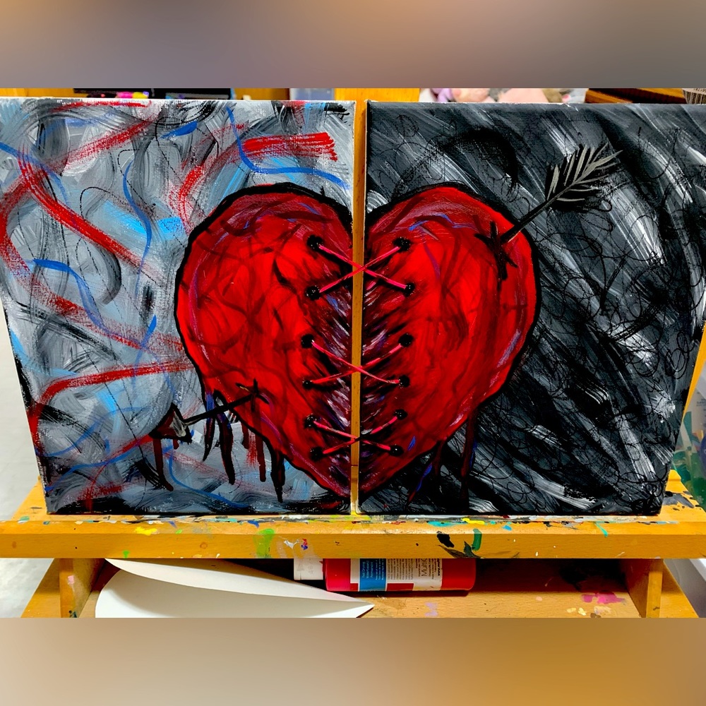 Broken heart painting💔❤️‍🩹 custom art!